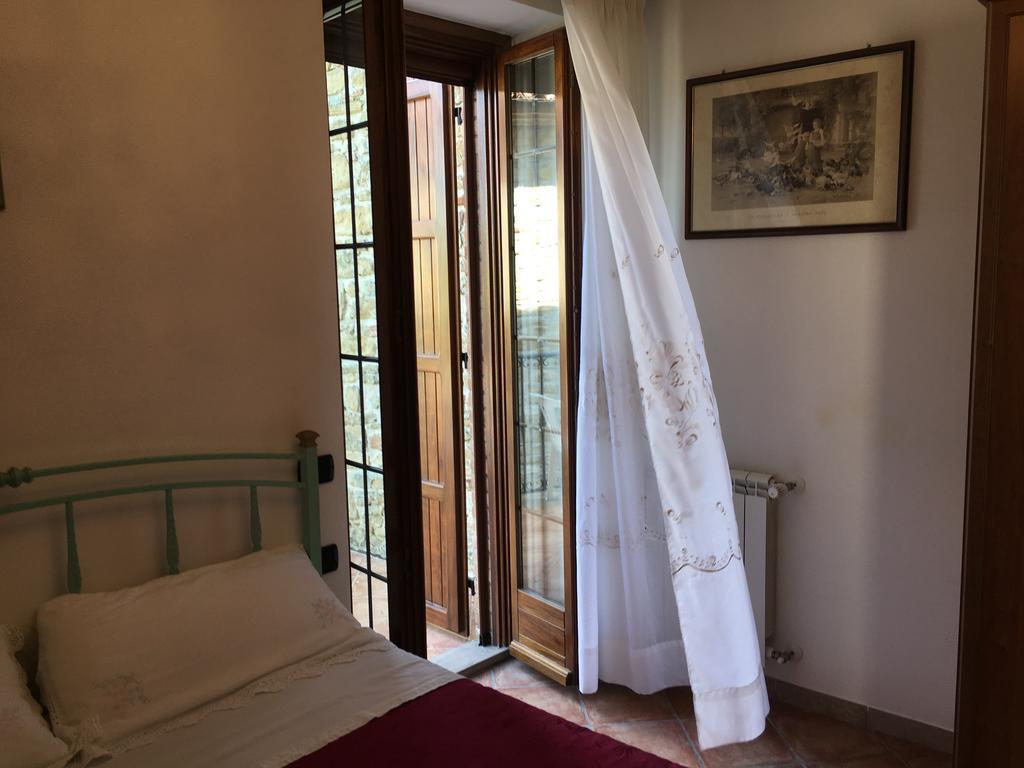 Appartamenti E Camere Il Poggio Di D'Angeli Lidia Auditore Extérieur photo