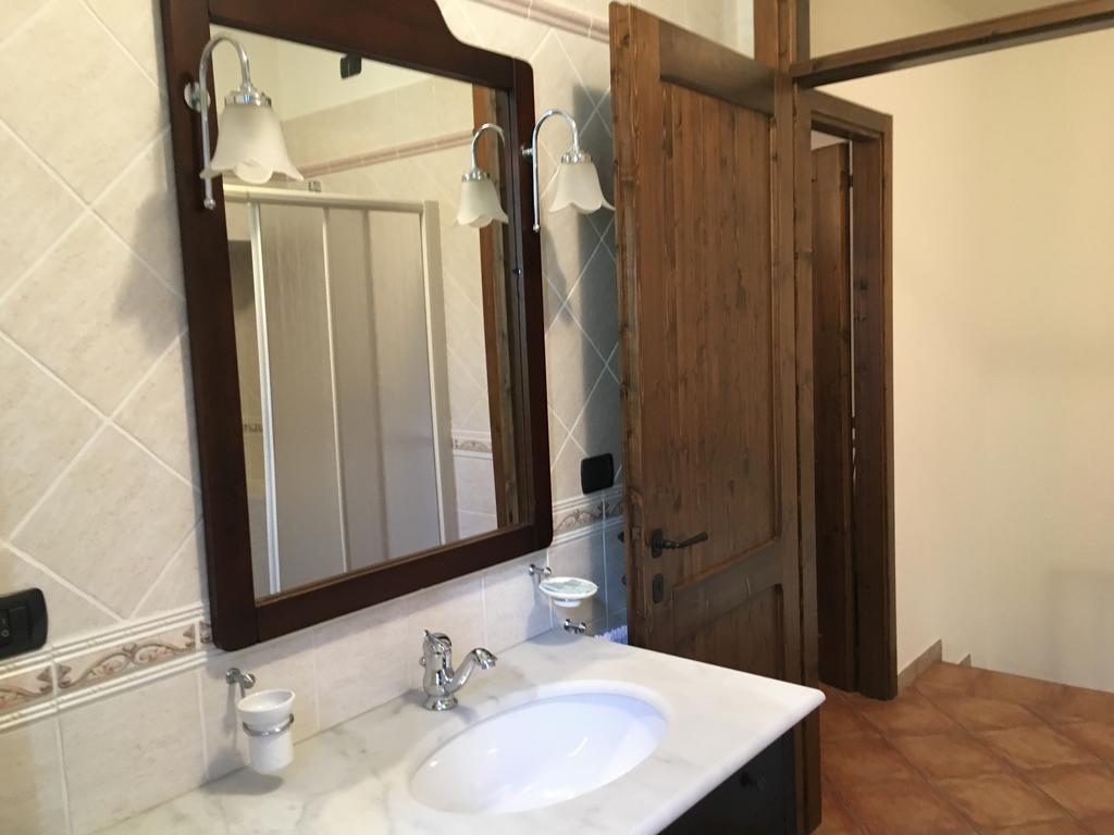 Appartamenti E Camere Il Poggio Di D'Angeli Lidia Auditore Extérieur photo