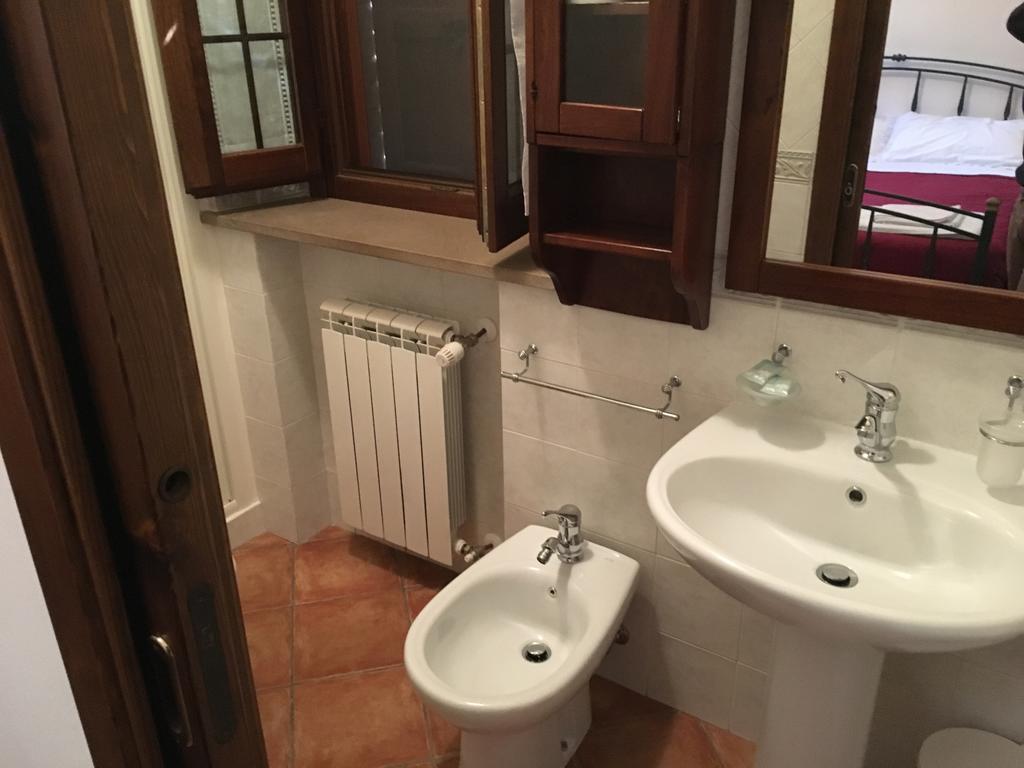 Appartamenti E Camere Il Poggio Di D'Angeli Lidia Auditore Extérieur photo