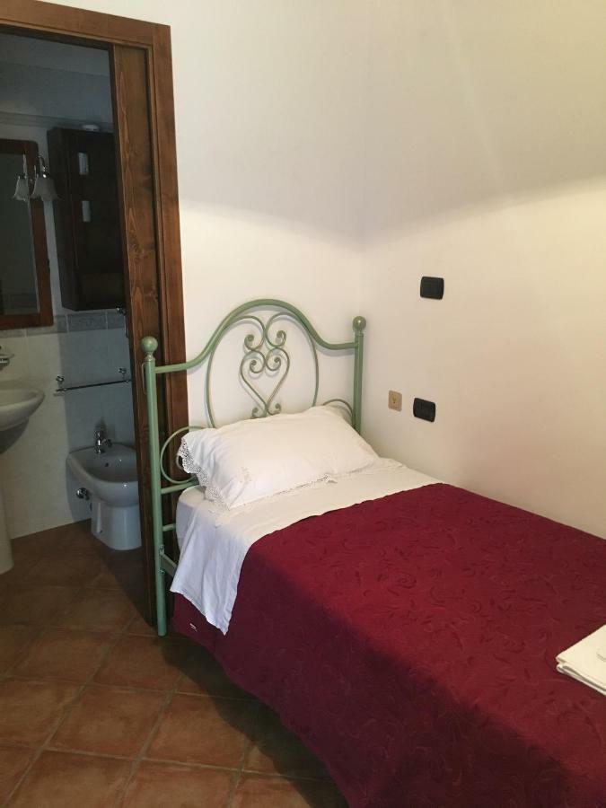 Appartamenti E Camere Il Poggio Di D'Angeli Lidia Auditore Extérieur photo