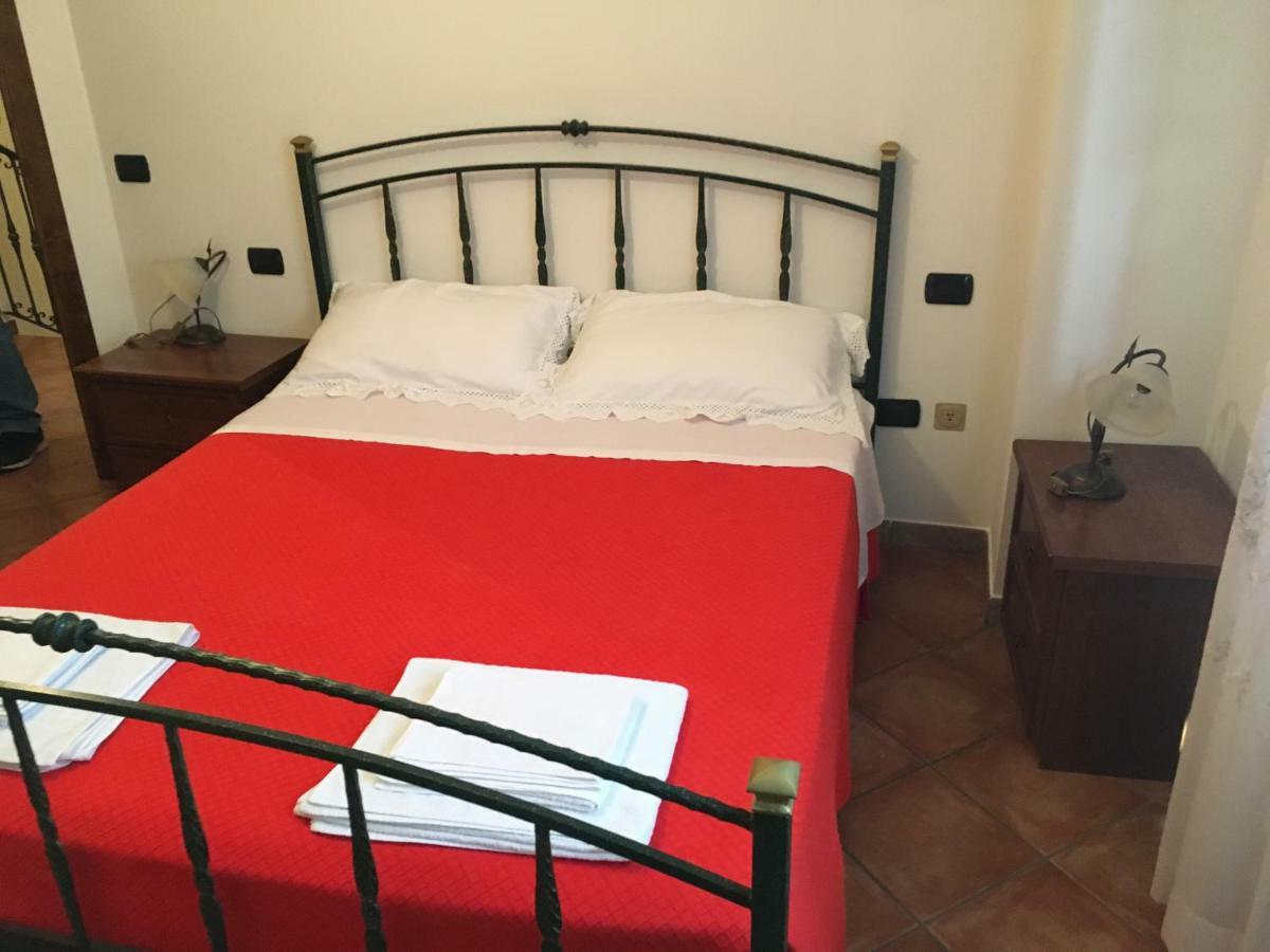 Appartamenti E Camere Il Poggio Di D'Angeli Lidia Auditore Extérieur photo