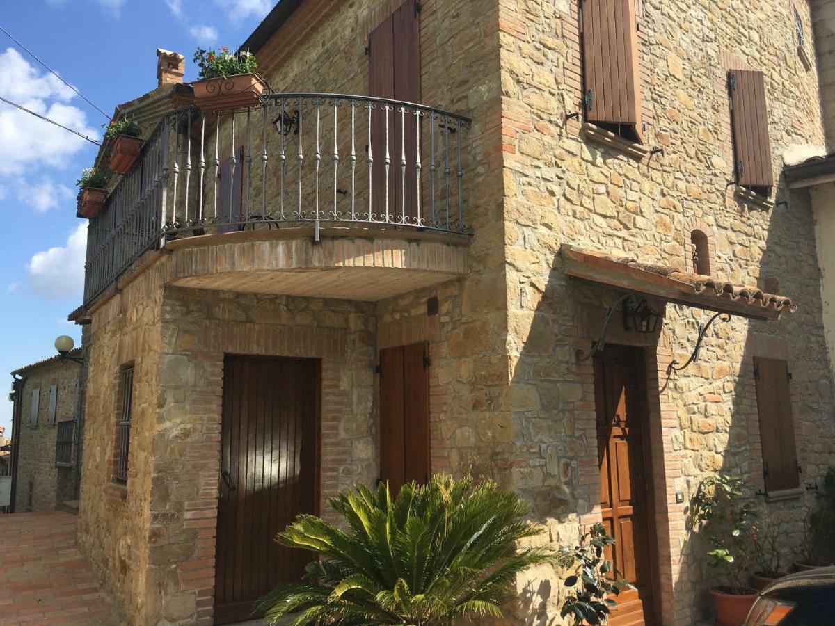 Appartamenti E Camere Il Poggio Di D'Angeli Lidia Auditore Extérieur photo